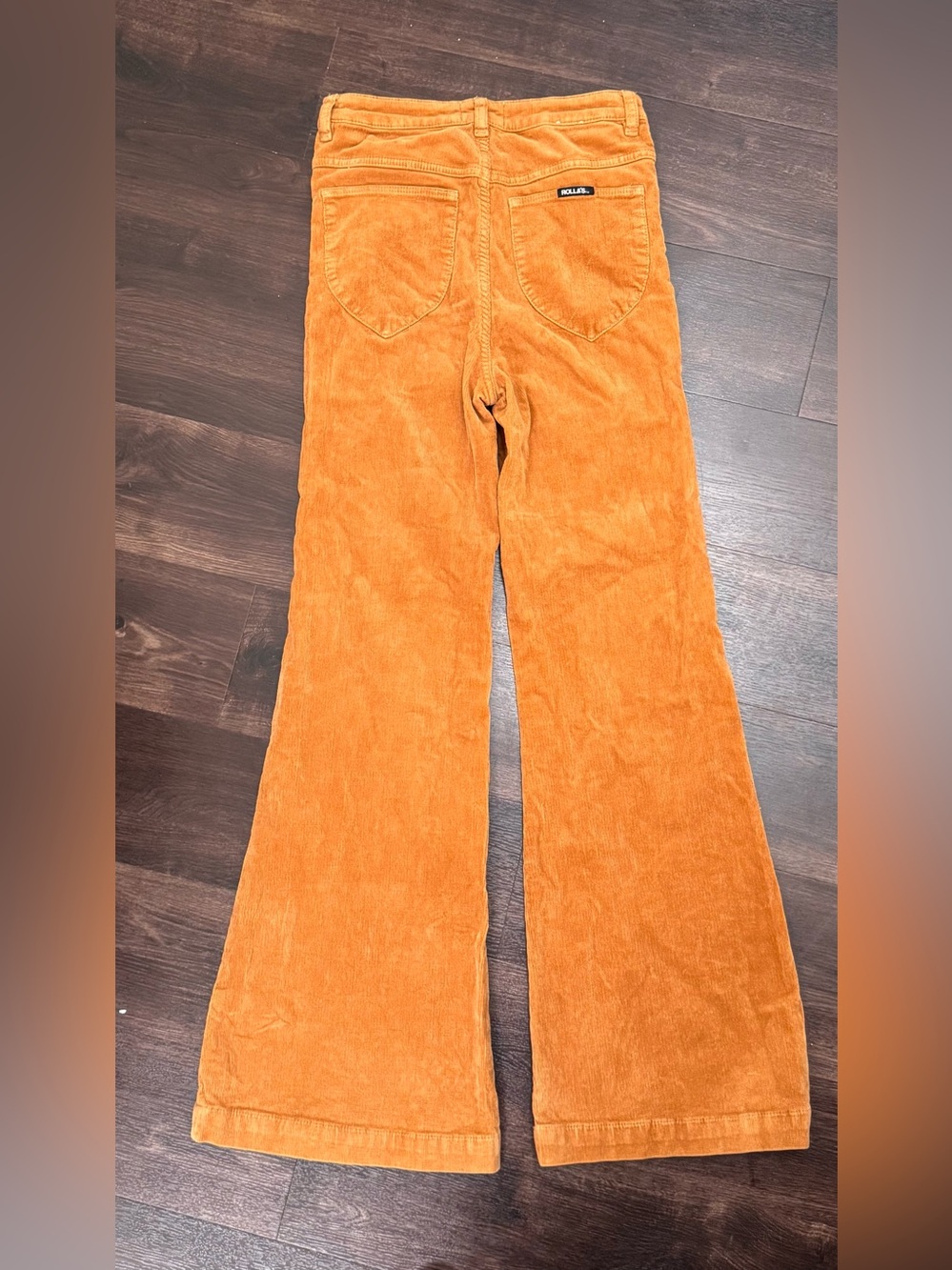 ROLLA'S Eastcoast High-Rise Flare Corduroy Pants in Camel - Picture 5 of 8